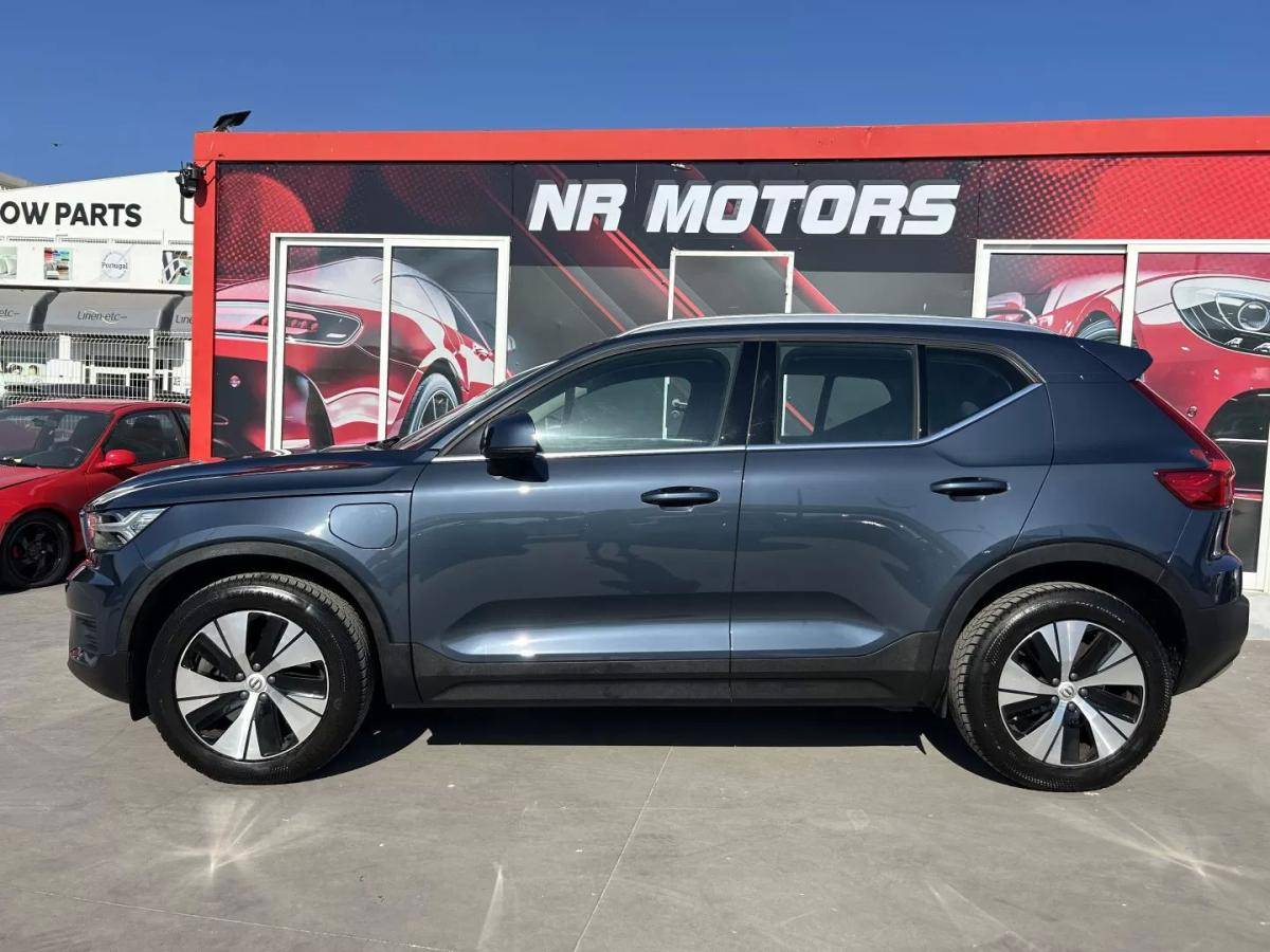 volvo-xc40-2022-hibrido-1477cc