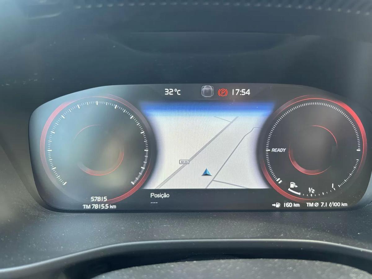 volvo-xc40-2022-hibrido-1477cc