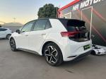 volkswagen-id-3-2021-eletrico-200cc