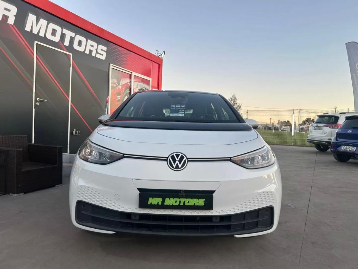 volkswagen-id-3-2021-eletrico-200cc