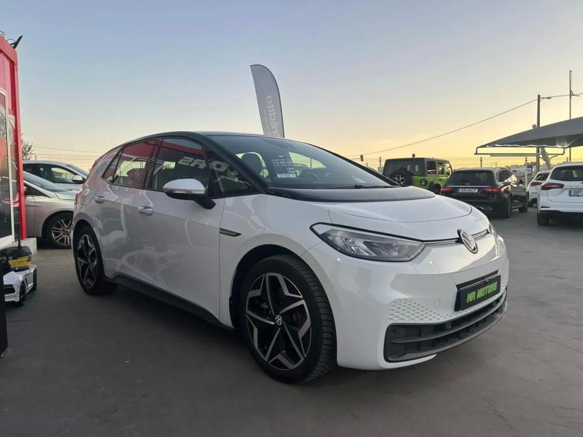 volkswagen-id-3-2021-eletrico-200cc