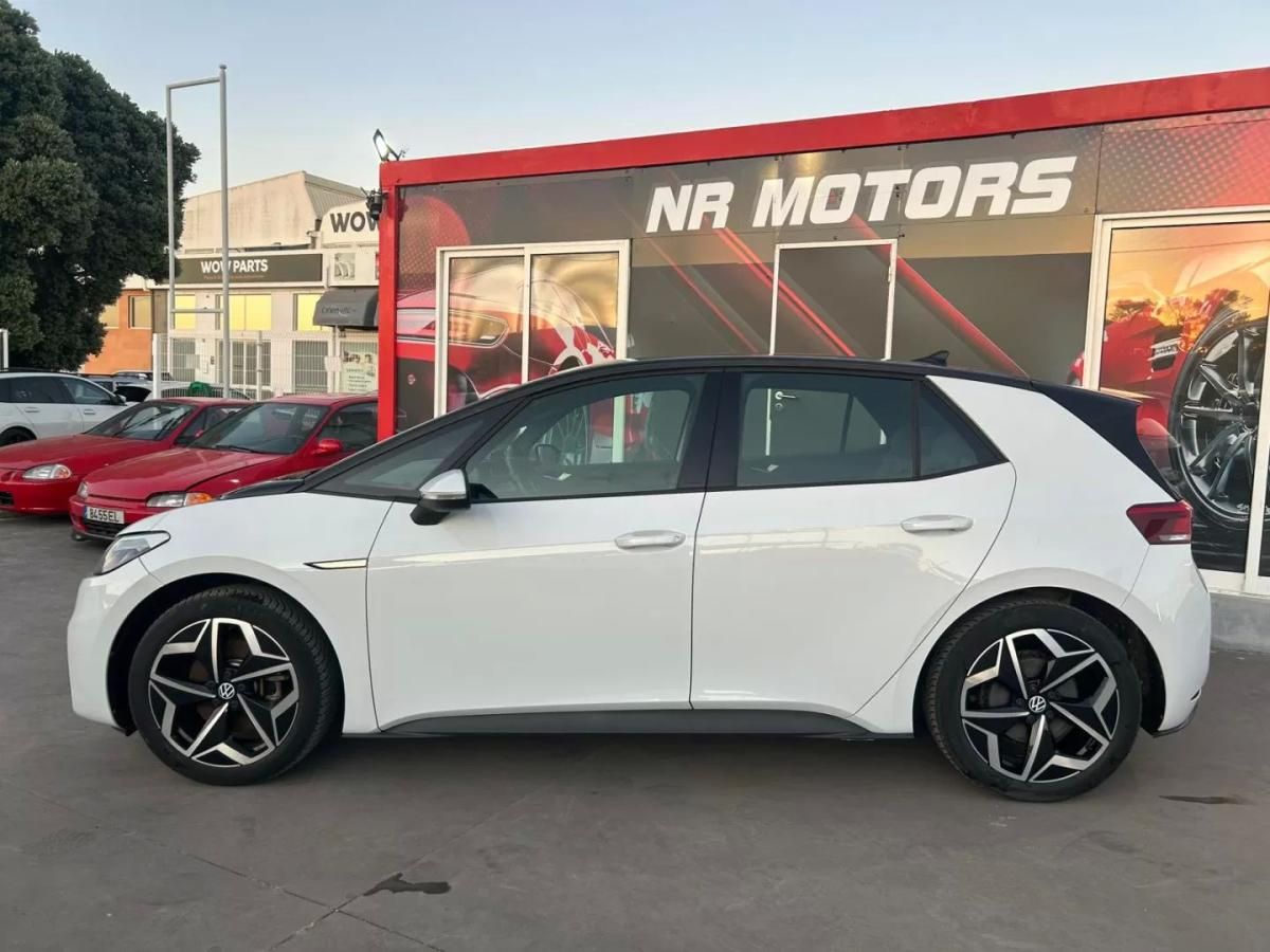 volkswagen-id-3-2021-eletrico-200cc