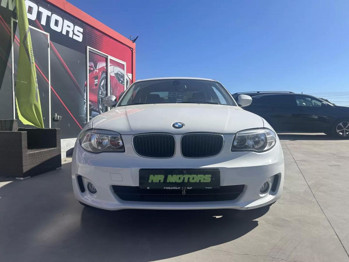 bmw-serie-1-2011-diesel-1995cc