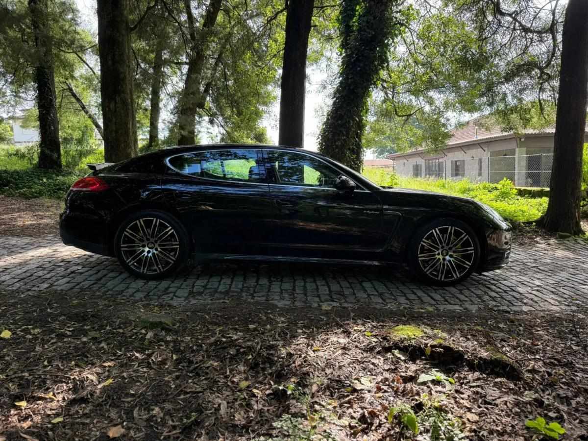porsche-panamera-2016-hibrido-a-gasolina-2995cc