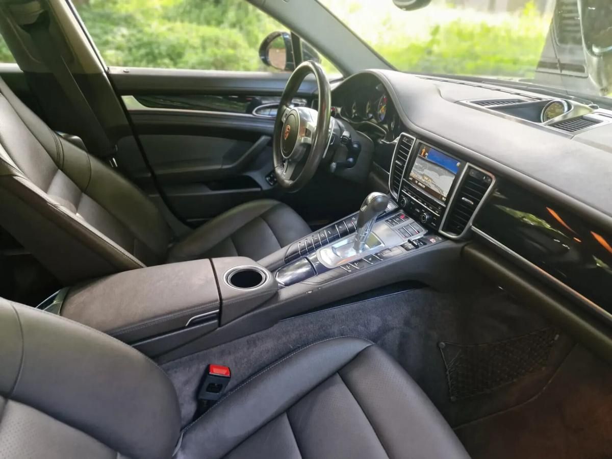 porsche-panamera-2016-hibrido-a-gasolina-2995cc