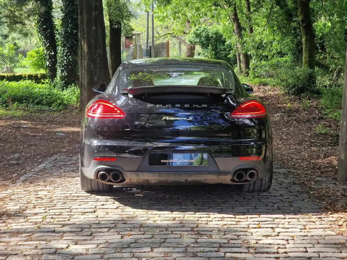 porsche-panamera-2016-hibrido-a-gasolina-2995cc