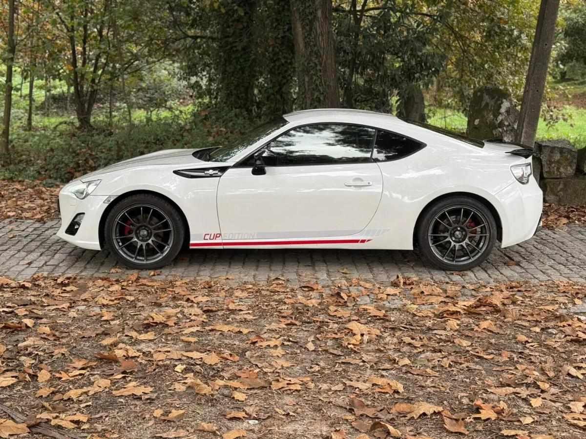 toyota-gt86-2013-gasolina-1998cc