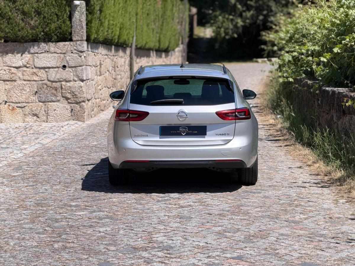opel-insignia-sports-tourer-2019-diesel-1598cc