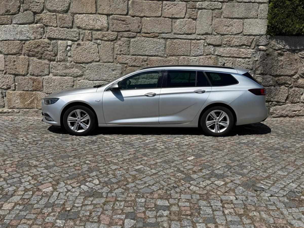 opel-insignia-sports-tourer-2019-diesel-1598cc