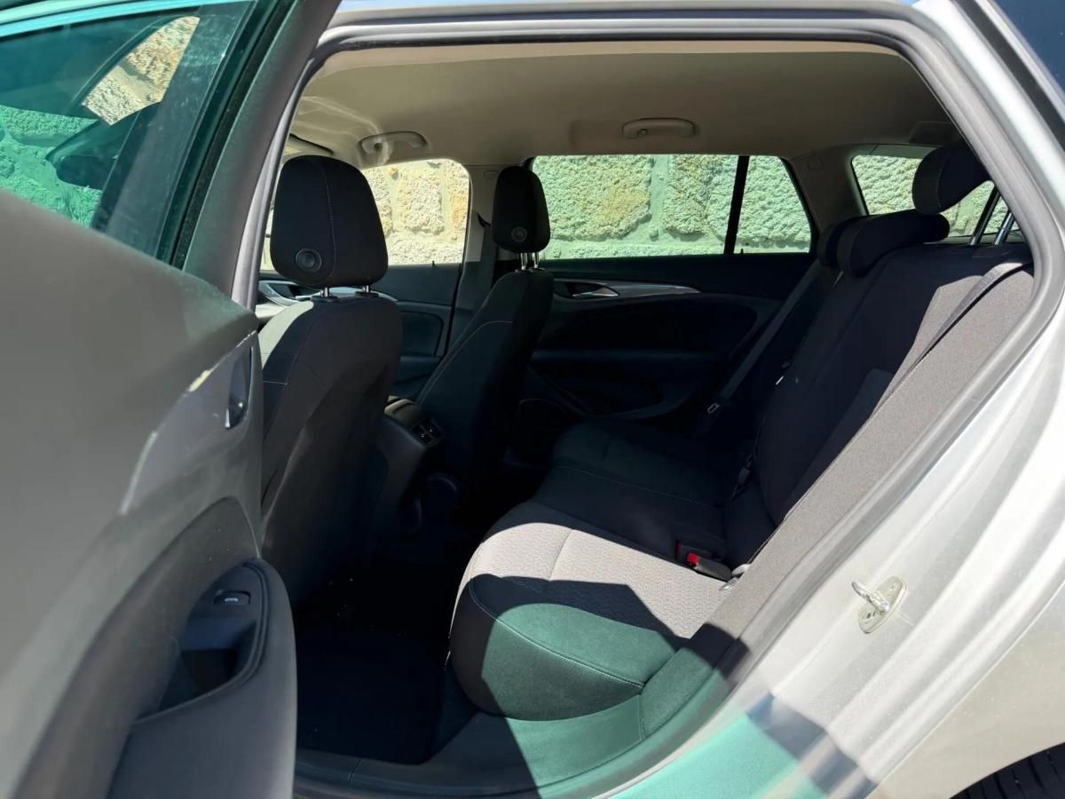 opel-insignia-sports-tourer-2019-diesel-1598cc