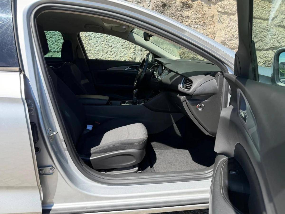 opel-insignia-sports-tourer-2019-diesel-1598cc