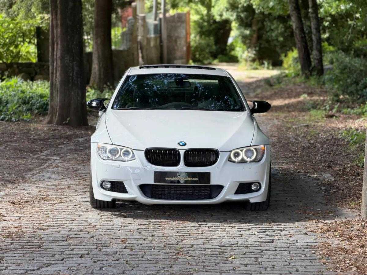 bmw-serie-3-320d-coupe-2010-diesel-1995cc