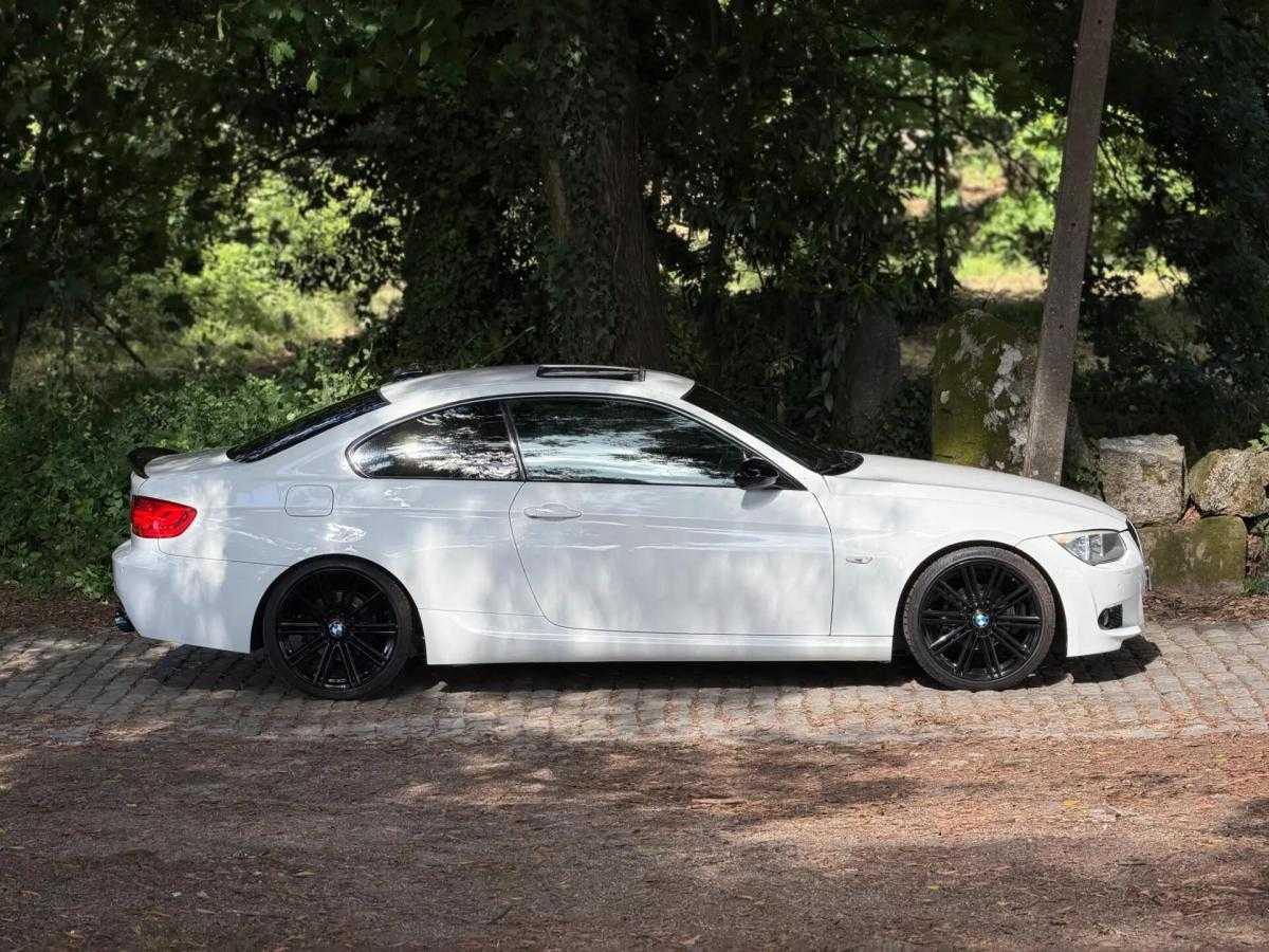 bmw-serie-3-320d-coupe-2010-diesel-1995cc