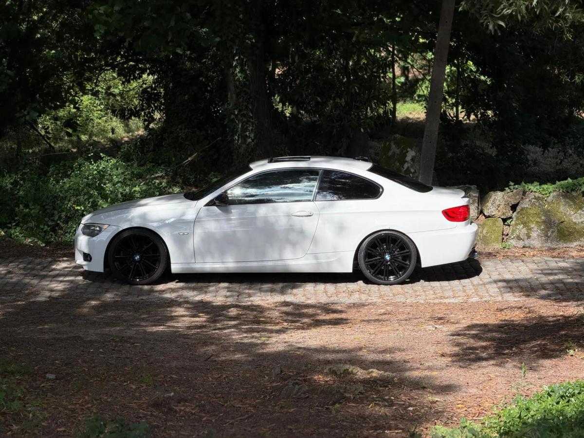 bmw-serie-3-320d-coupe-2010-diesel-1995cc
