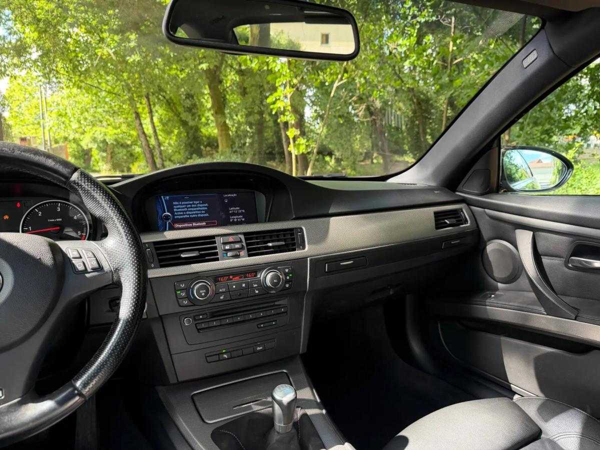 bmw-serie-3-320d-coupe-2010-diesel-1995cc