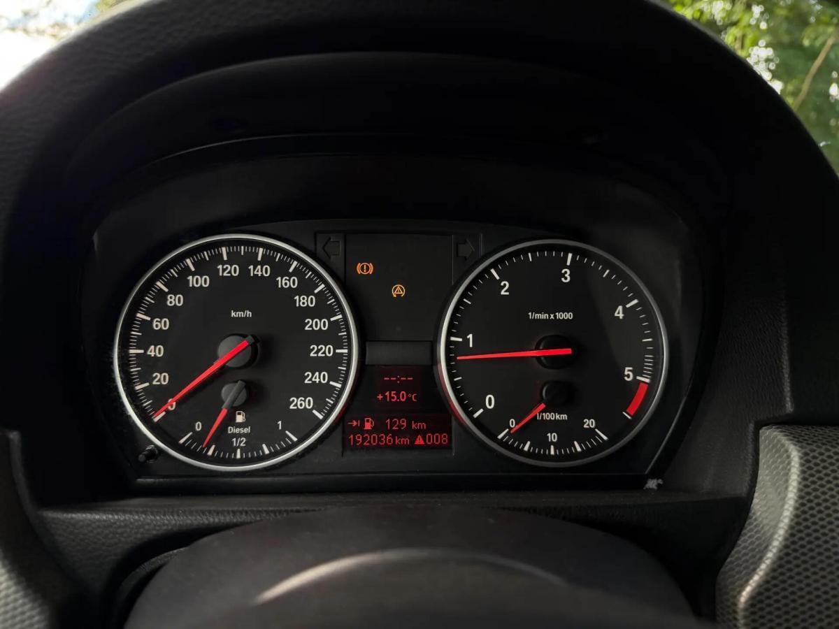bmw-serie-3-320d-coupe-2010-diesel-1995cc
