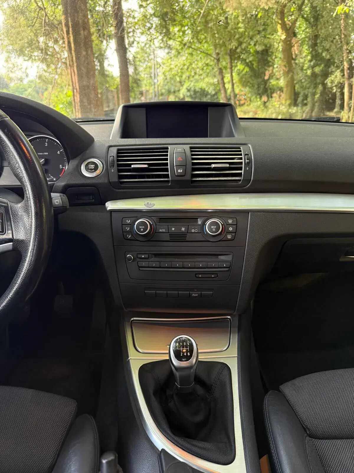 bmw-serie-1-123d-2008-diesel-1995cc