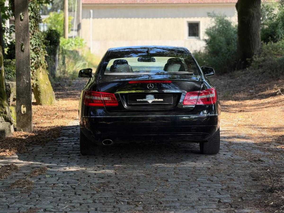 mercedes-benz-classe-e-e-220-2011-diesel-2143cc
