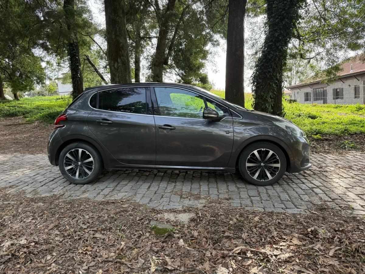 peugeot-208-2019-gasolina-1199cc