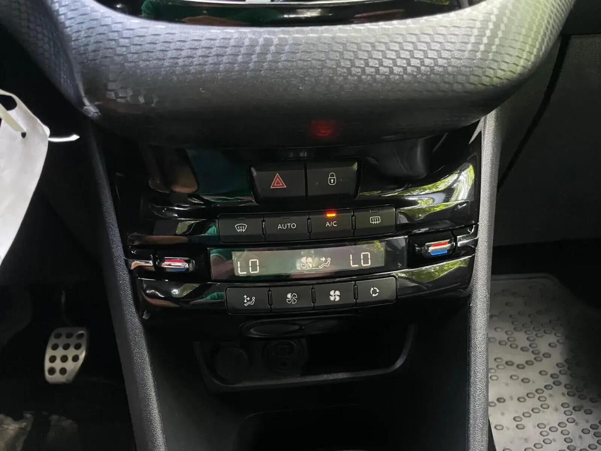 peugeot-2008-2018-gasolina-1199cc