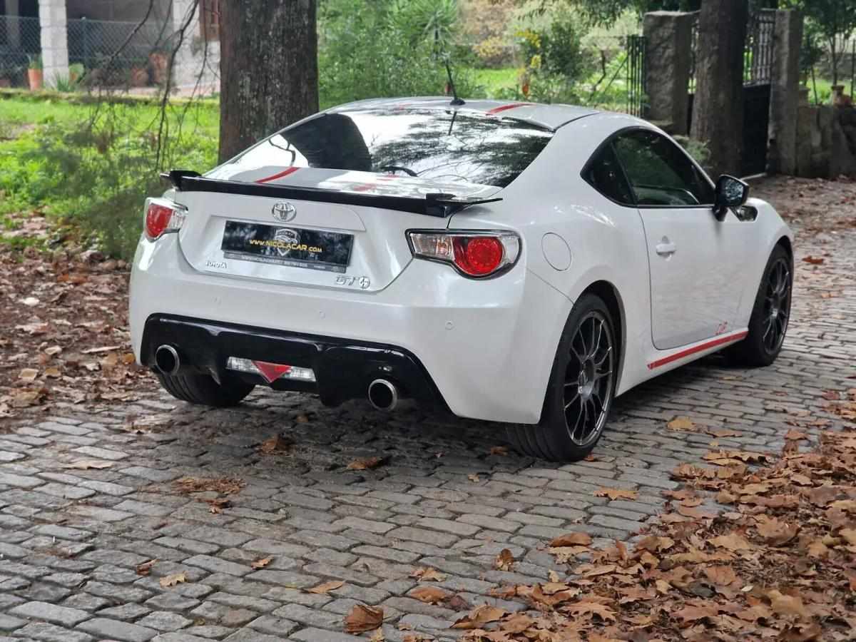 toyota-gt86-2013-gasolina-1998cc