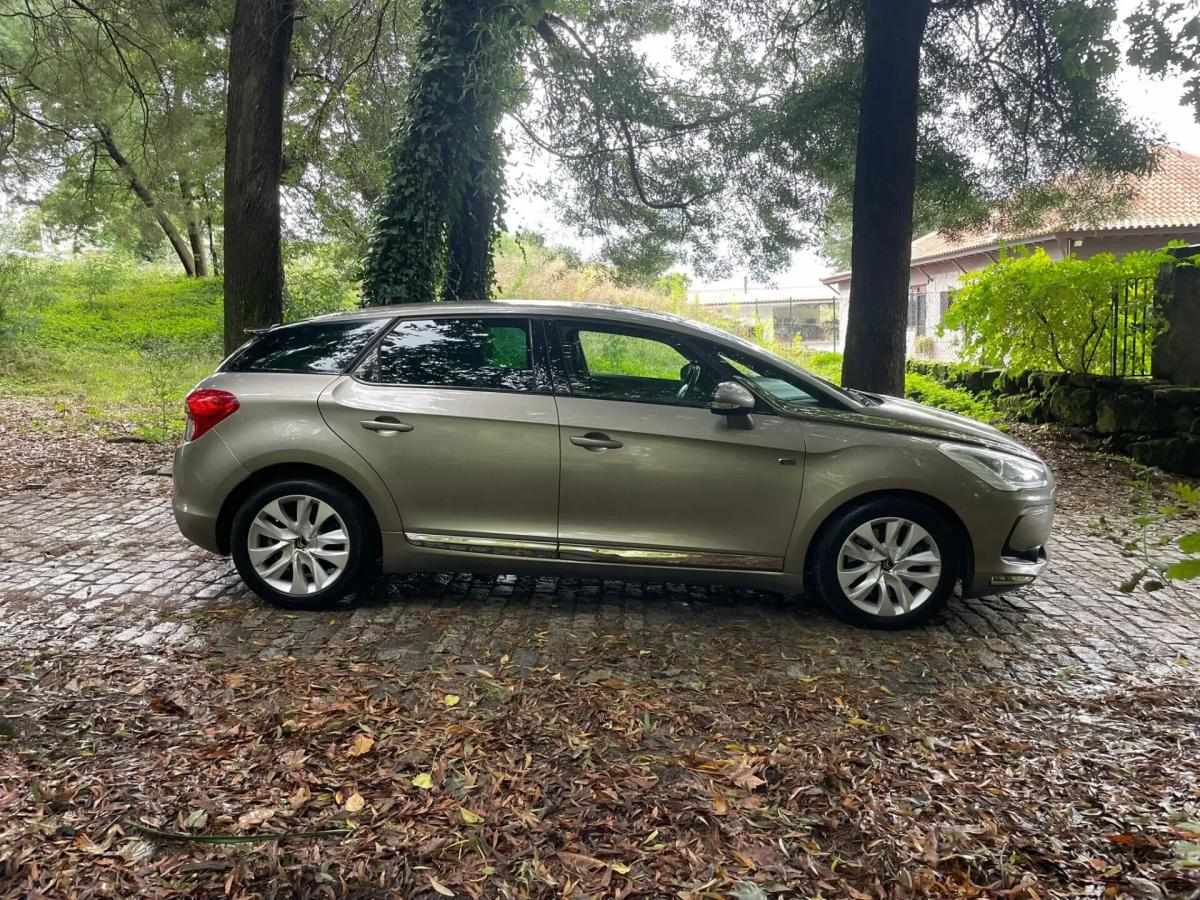 citroen-ds5-2012-hibrido-a-diesel-1997cc