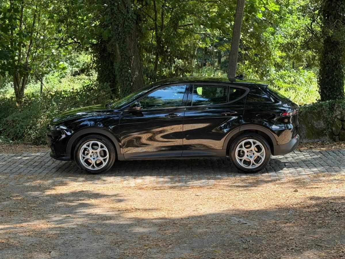 alfa-romeo-tonale-2023-hibrido-a-gasolina-1469cc