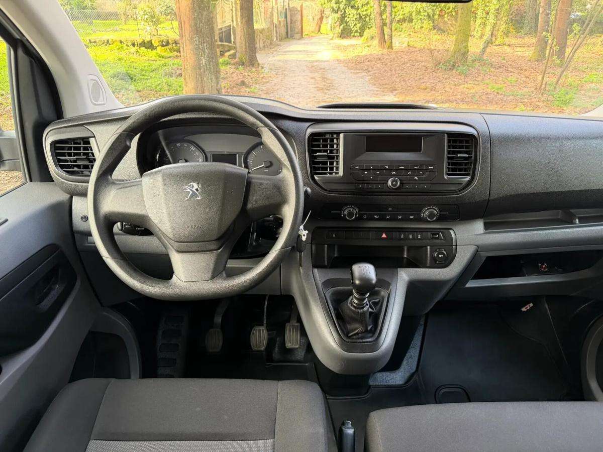 peugeot-expert-2020-diesel-1499cc