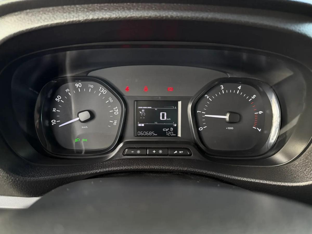 peugeot-expert-2020-diesel-1499cc