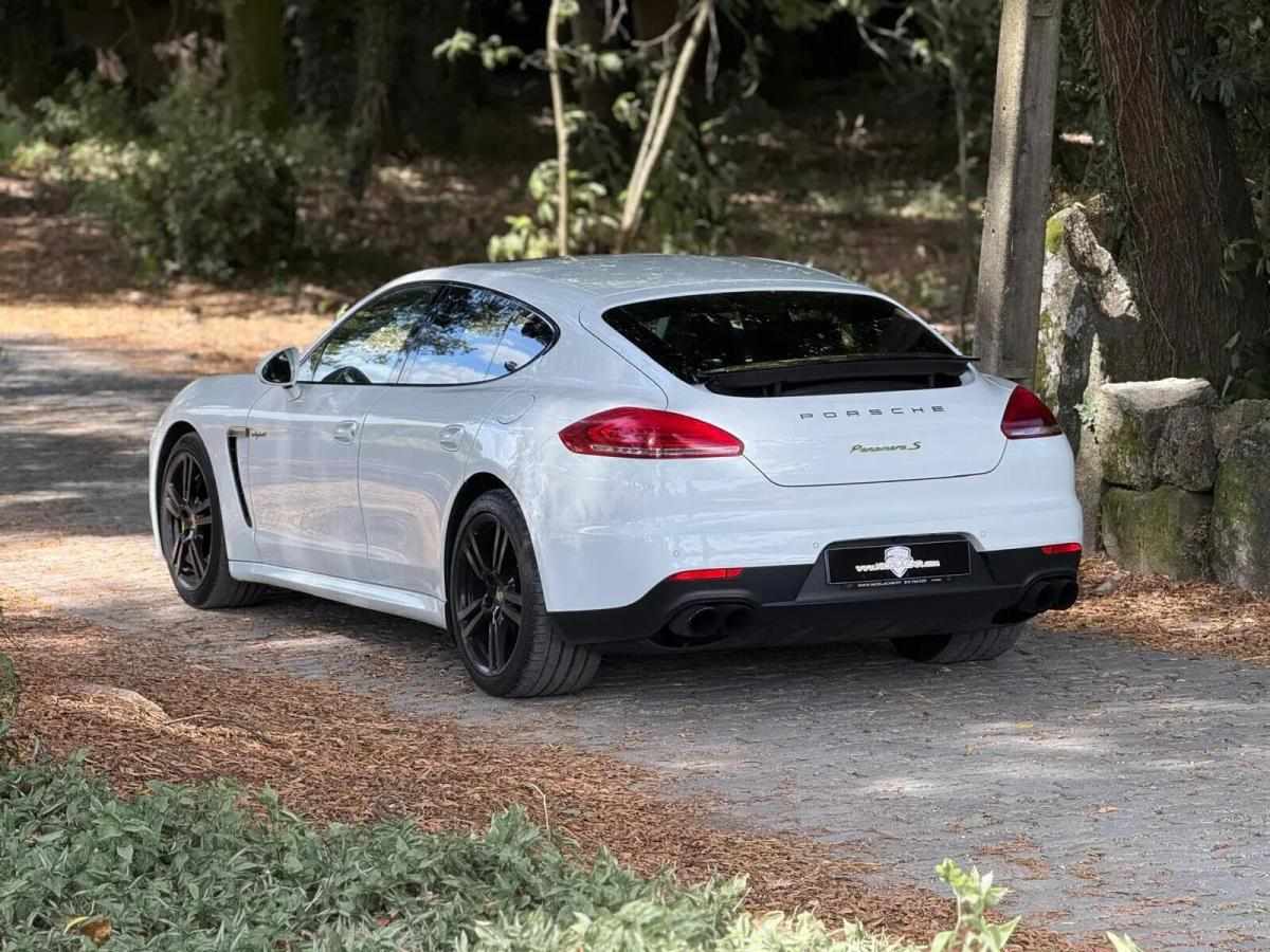 porsche-panamera-2014-hibrido-a-gasolina-2995cc