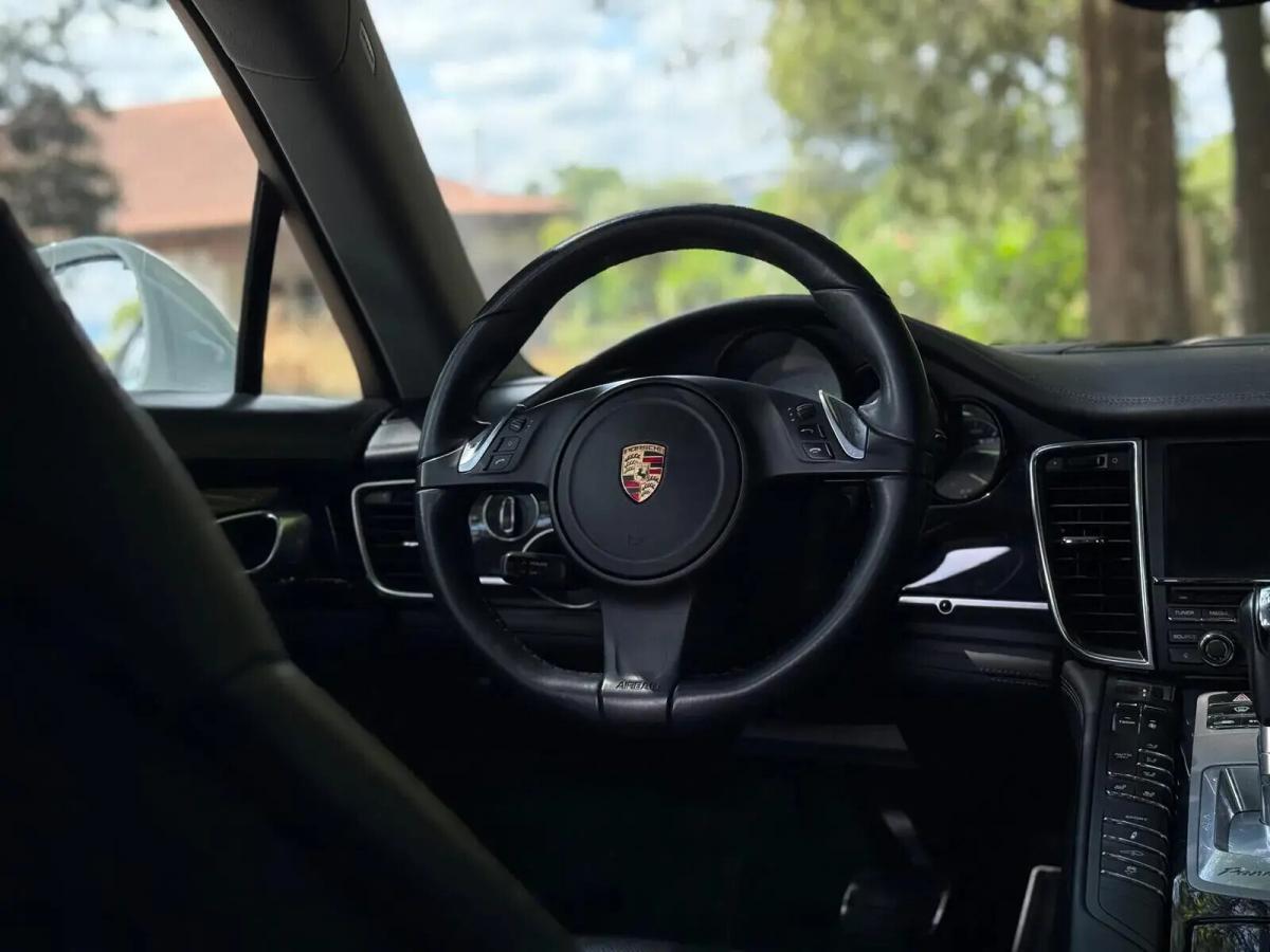 porsche-panamera-2014-hibrido-a-gasolina-2995cc