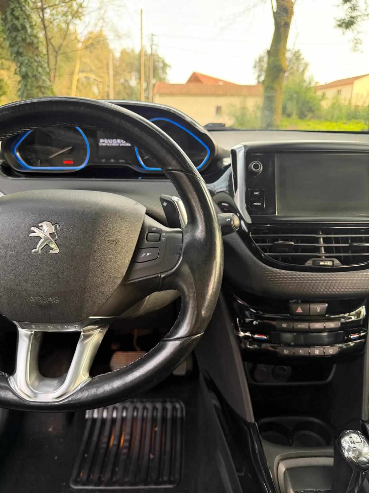 peugeot-2008-2016-gasolina-1199cc