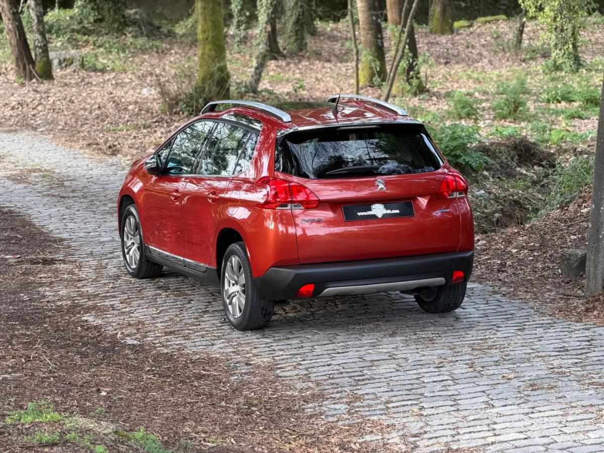 peugeot-2008-2016-gasolina-1199cc