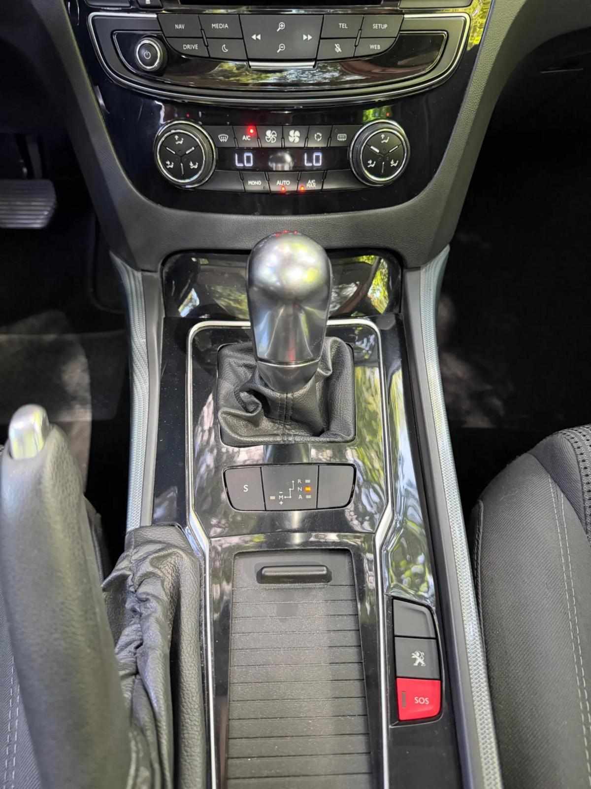peugeot-508-sw-2015-diesel-1600cc