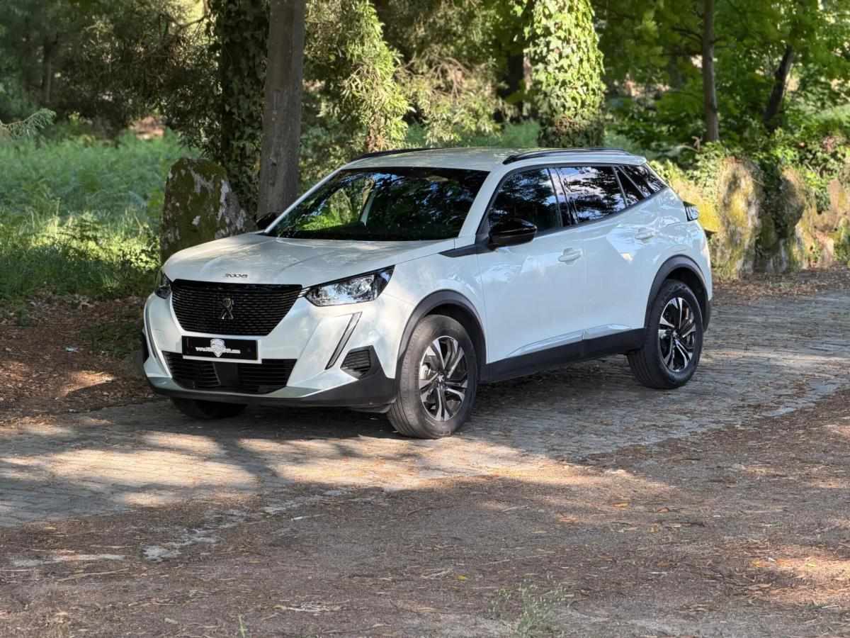 peugeot-2008-2023-gasolina-1199cc