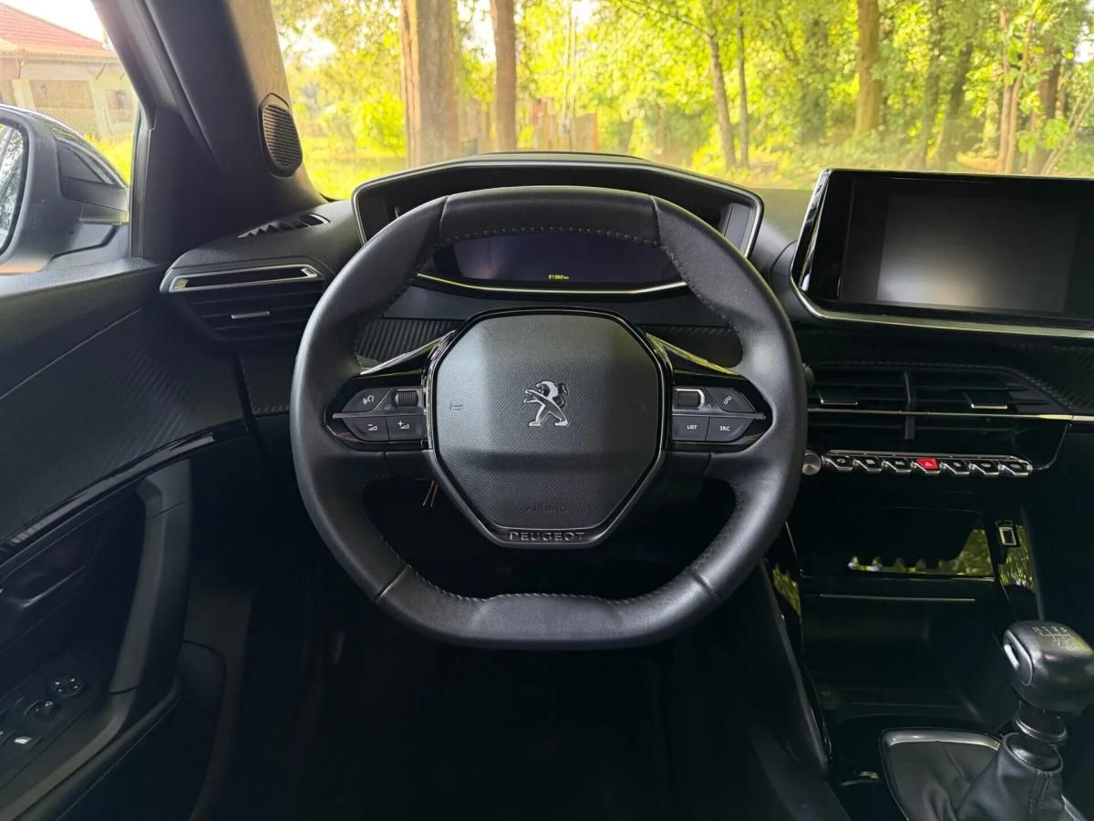 peugeot-2008-2023-gasolina-1199cc