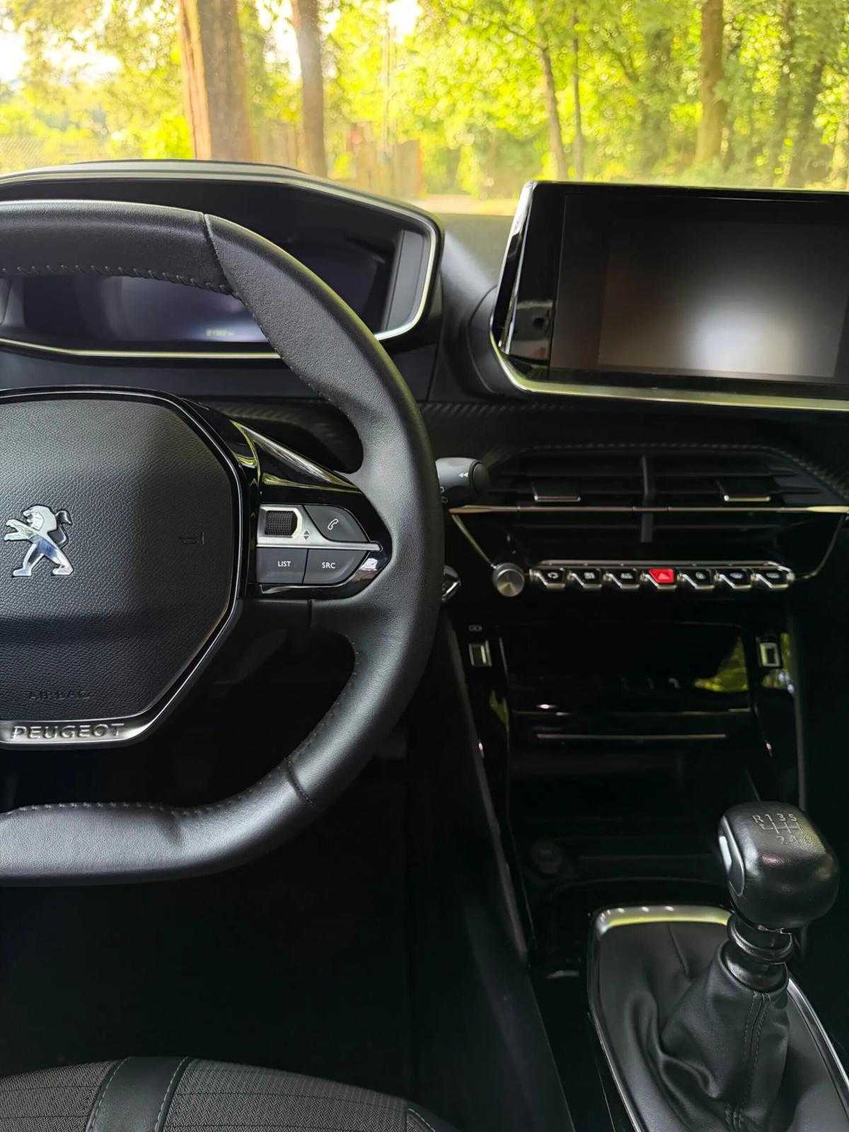 peugeot-2008-2023-gasolina-1199cc