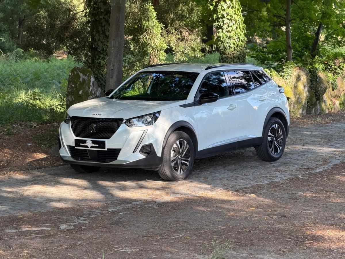 peugeot-2008-2023-gasolina-1199cc
