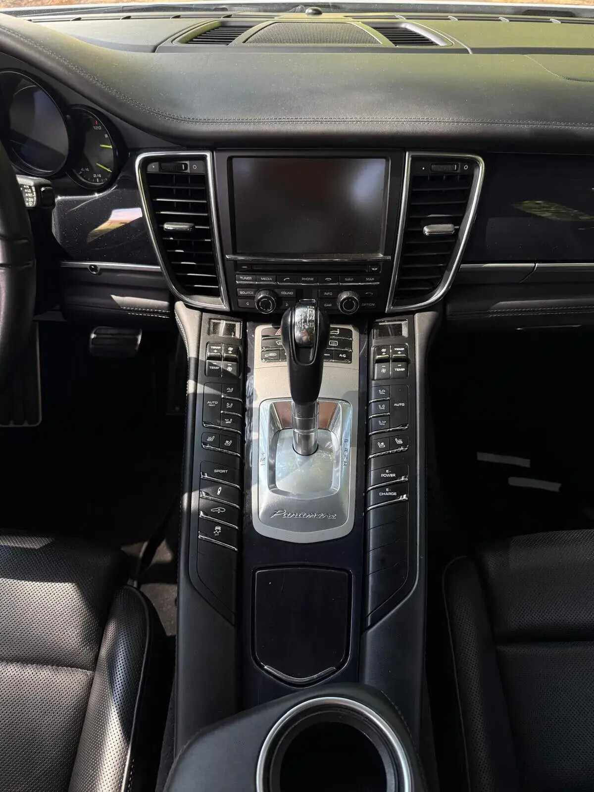 porsche-panamera-2014-hibrido-a-gasolina-2995cc