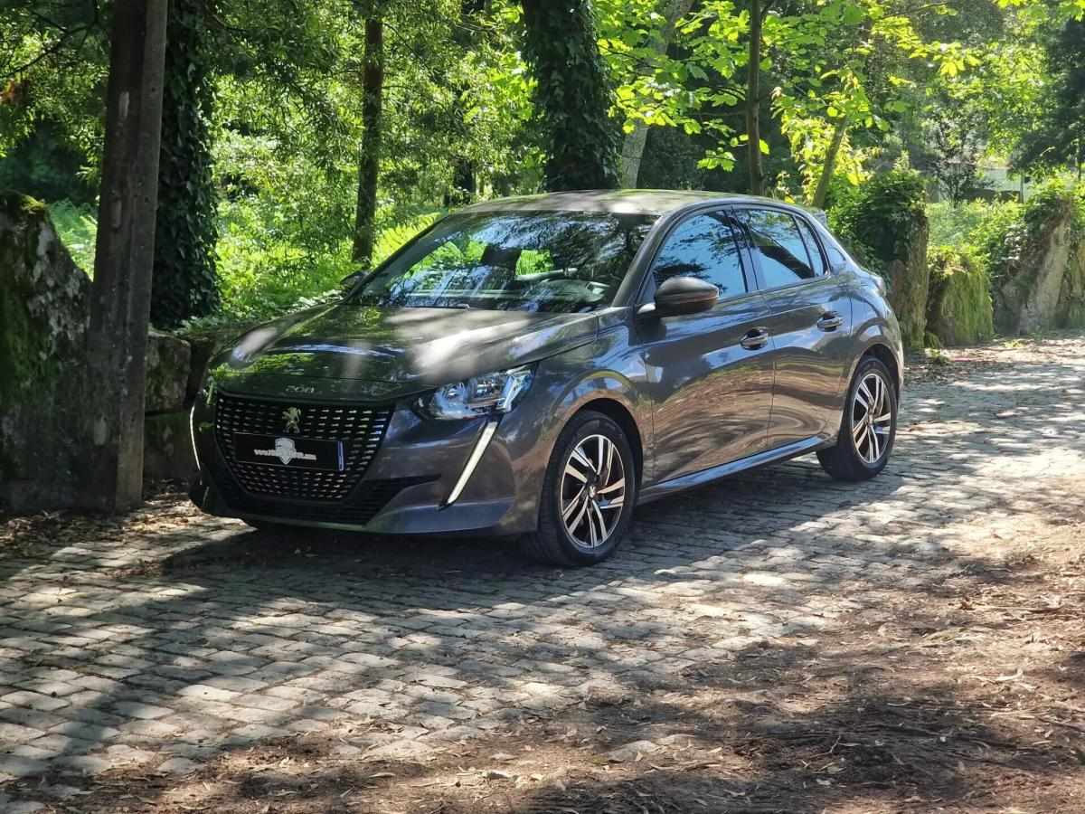 peugeot-208-2020-gasolina-1199cc