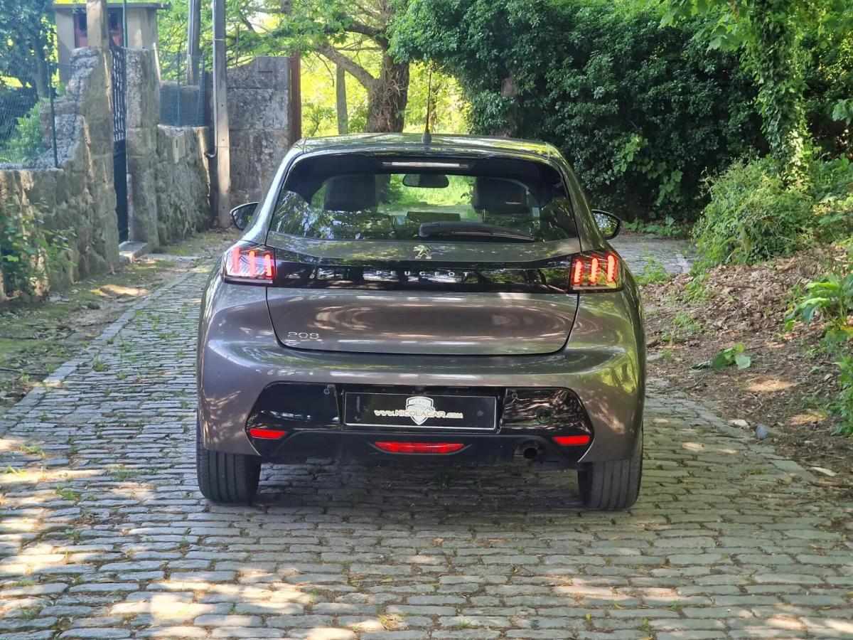 peugeot-208-2020-gasolina-1199cc