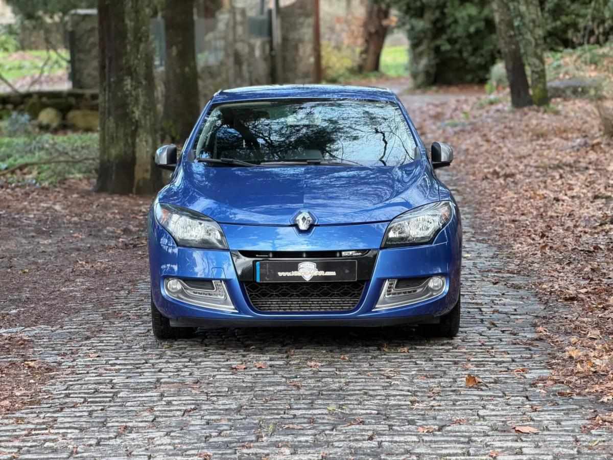 renault-megane-coupe-2013-diesel-1461cc