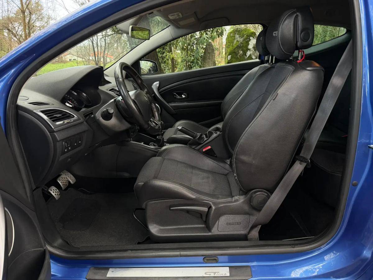 renault-megane-coupe-2013-diesel-1461cc