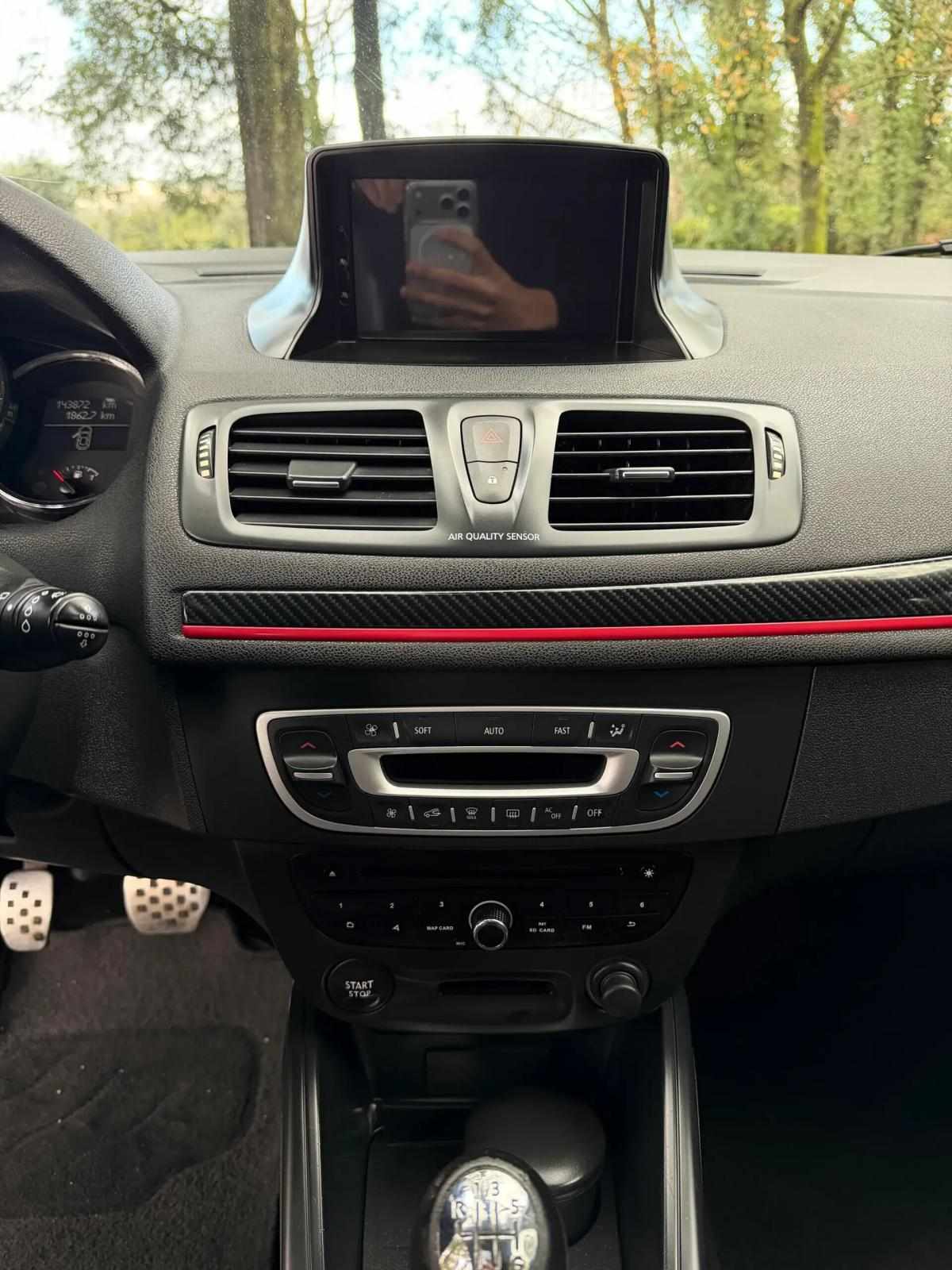 renault-megane-coupe-2013-diesel-1461cc