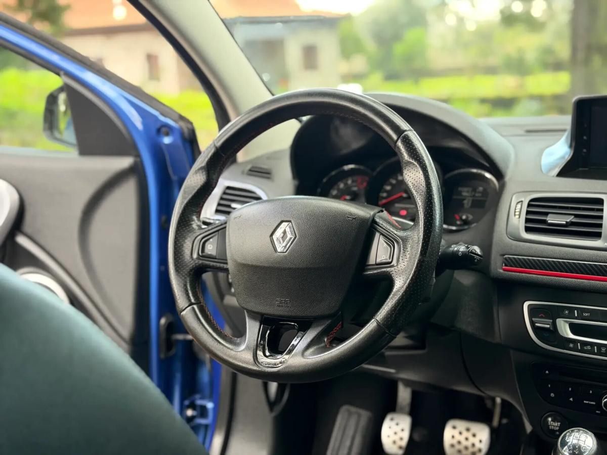 renault-megane-coupe-2013-diesel-1461cc