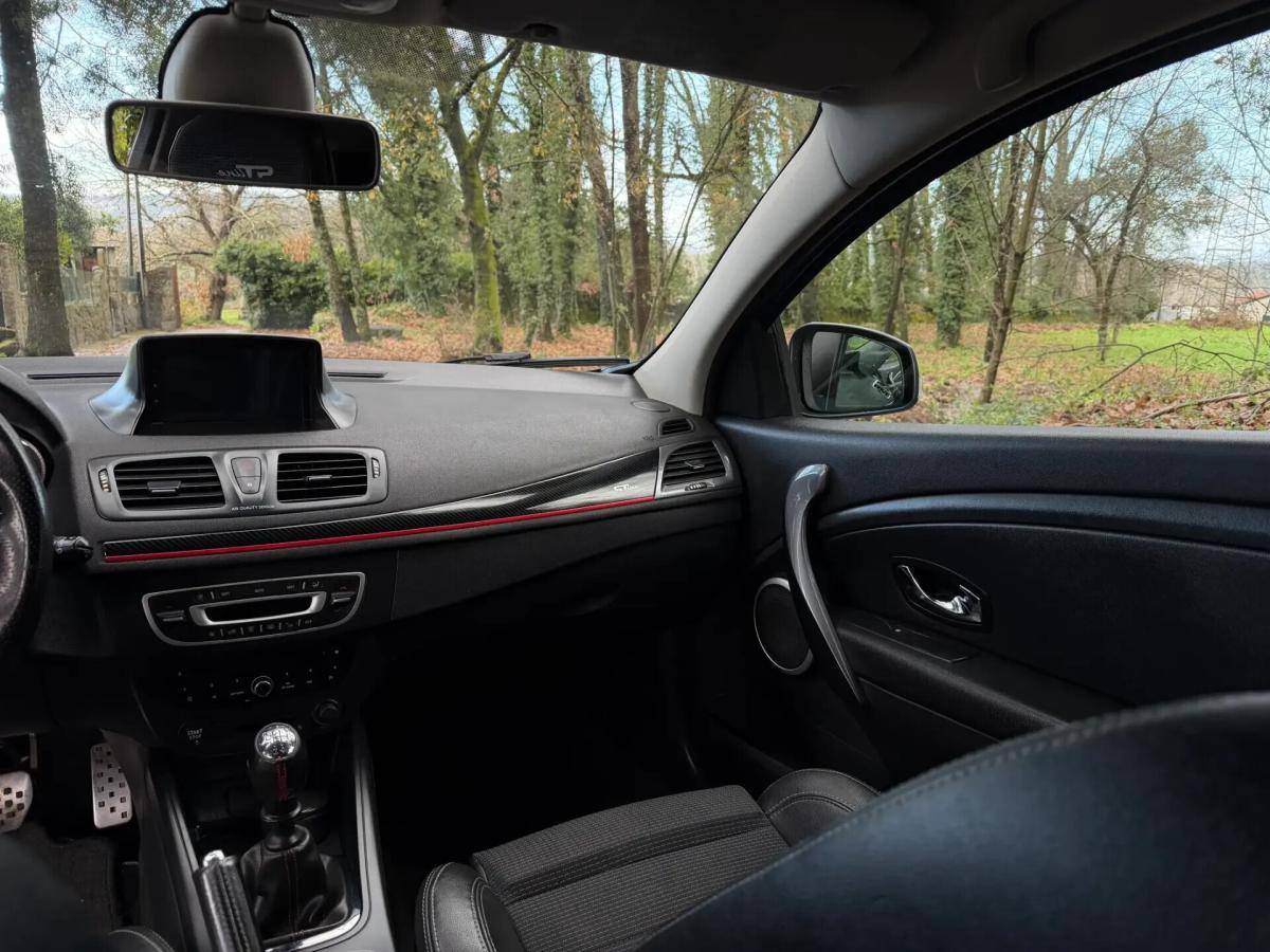 renault-megane-coupe-2013-diesel-1461cc