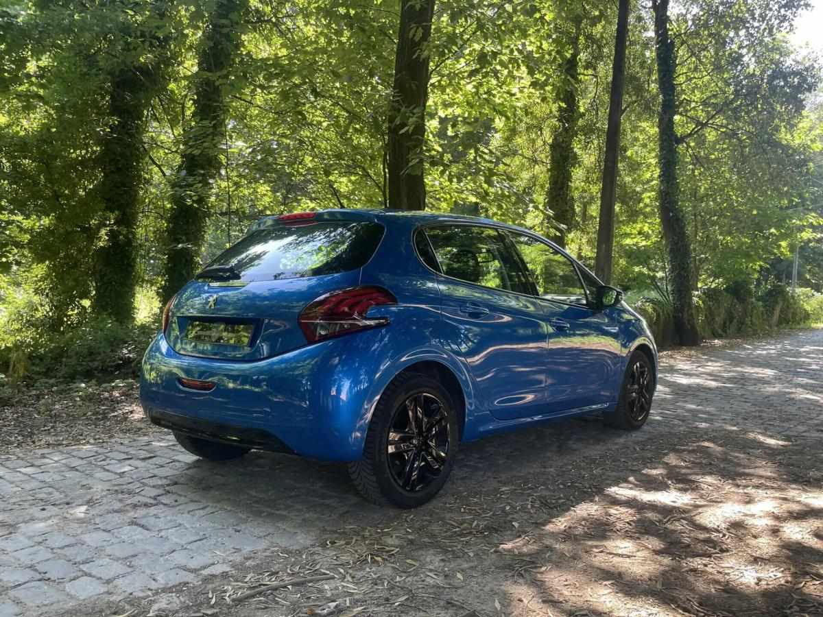 peugeot-208-2018-diesel-1560cc
