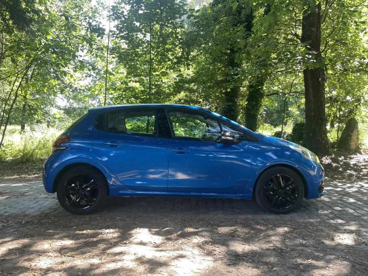 peugeot-208-2018-diesel-1560cc