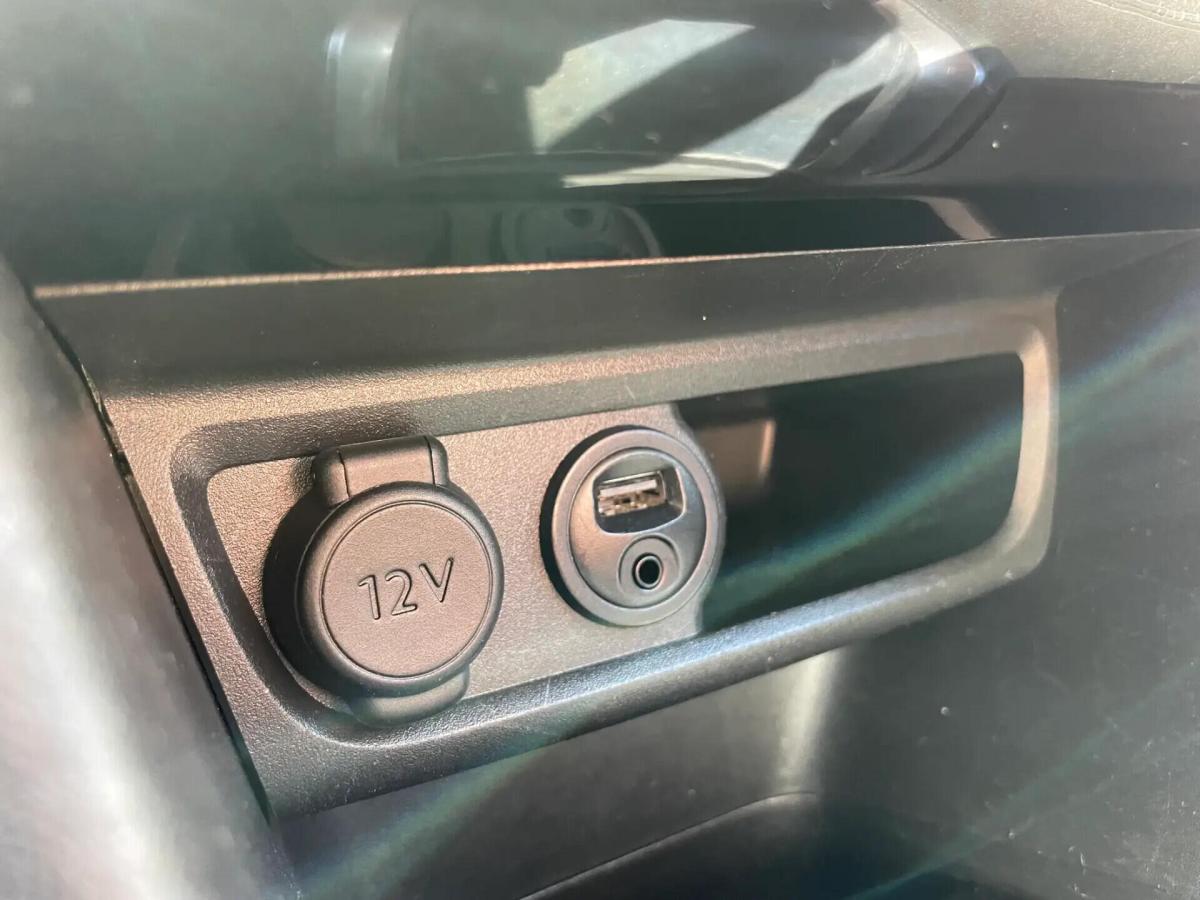peugeot-208-2018-diesel-1560cc