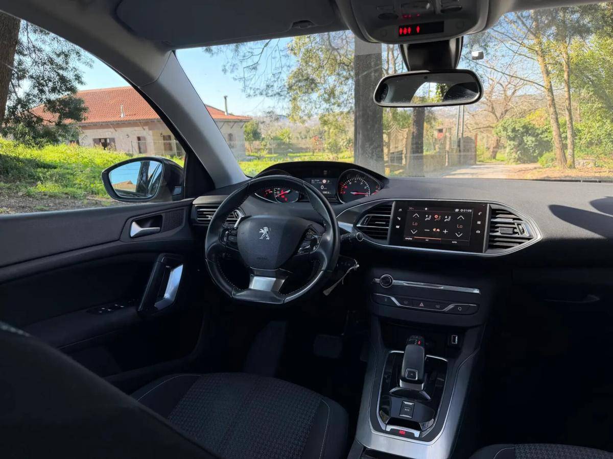 peugeot-308-2018-gasolina-1199cc